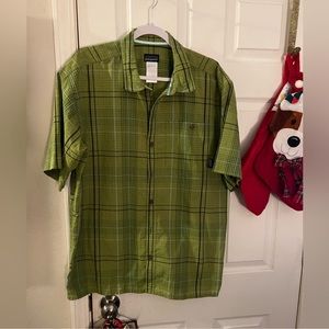Men’s Patagonia button up